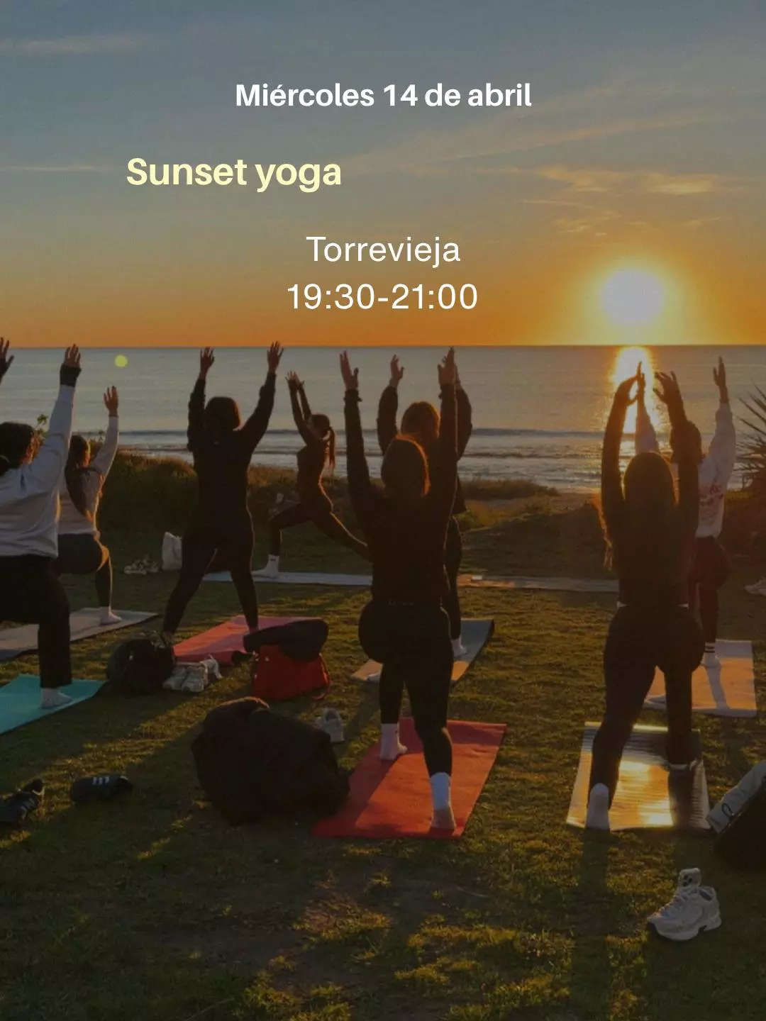 Sunset yoga Torrevieja
